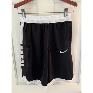 Youth L - Nike shirt and shorts